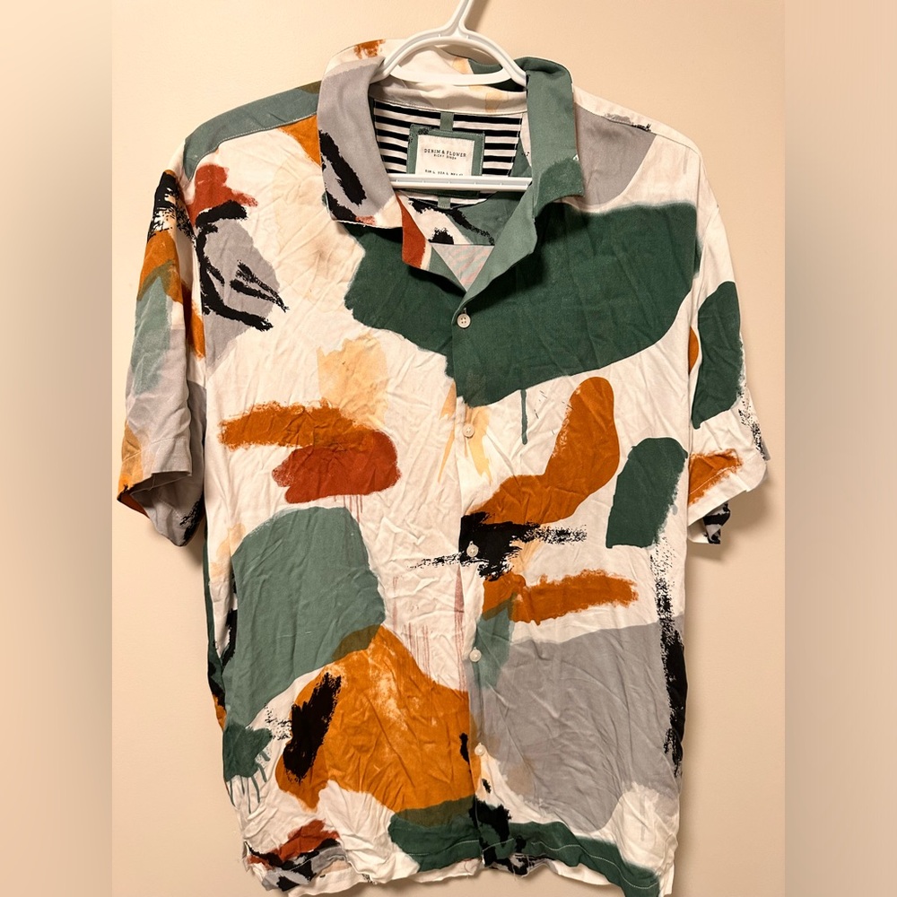 Men’s button down - Picture 1 of 3